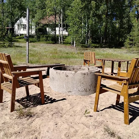 Utulan Kylaetupa Camping